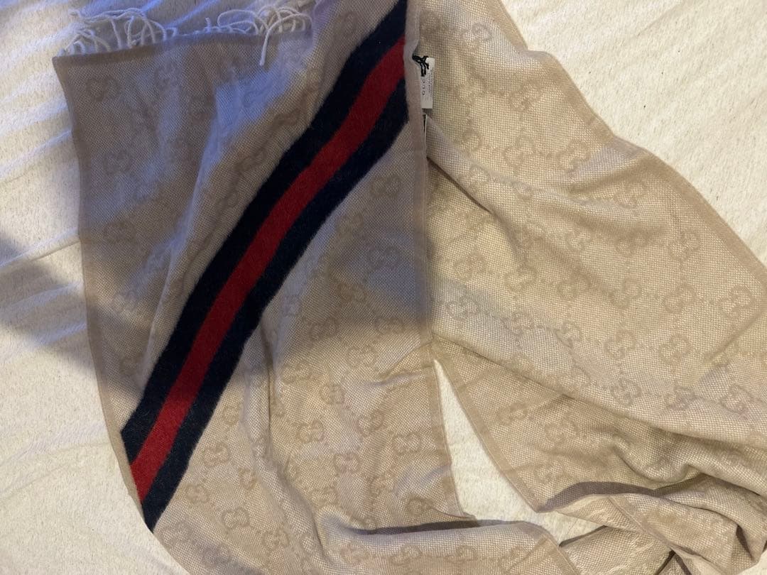 ゜*゜様 新品　グッチ　GUCCI マフラー　ショール　メンズ　レディース　ユニ