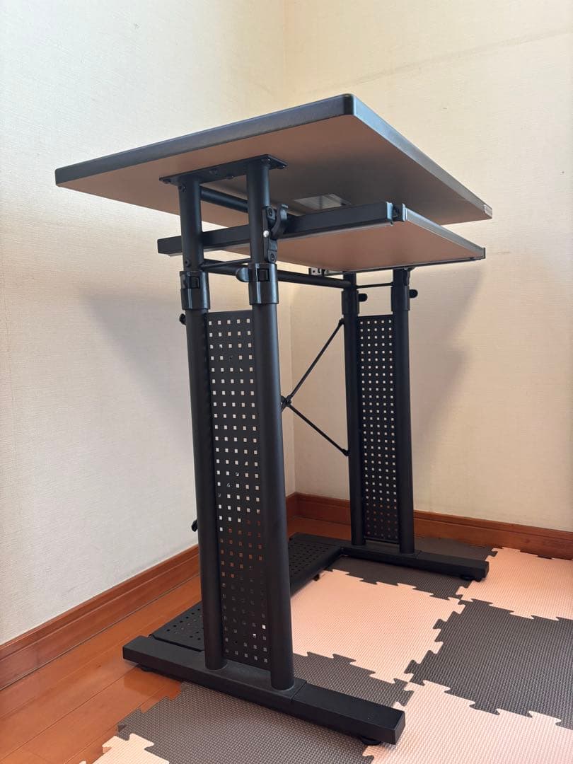 Bauhutte(バウヒュッテ) スタンディングデスク 昇降式
