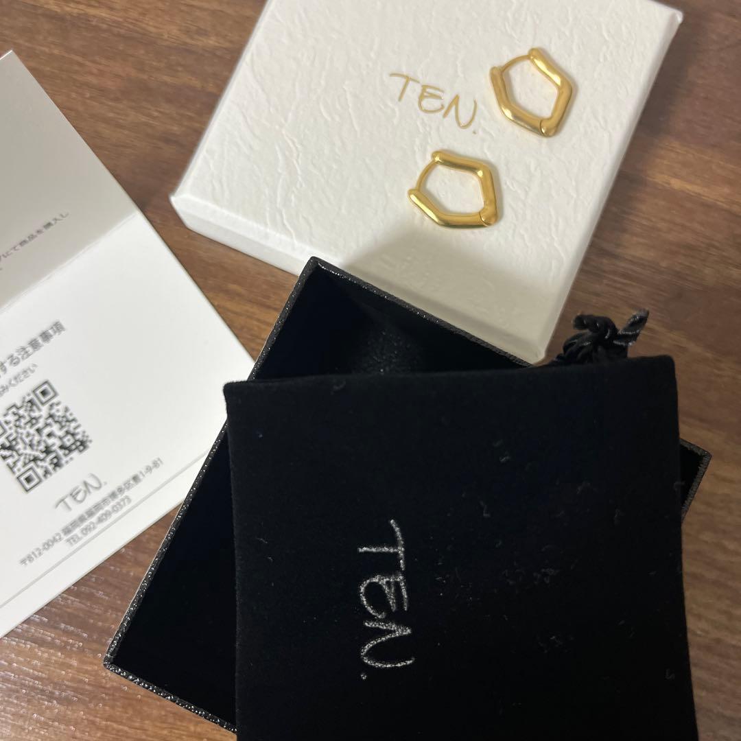 お値下げ‼️TEN. ダガーピアス GD