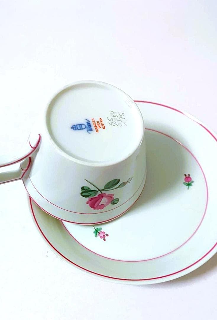 アウガルテン・オールドウィンナーローズ（モーツアルト）カップセットとキャンドルｓ