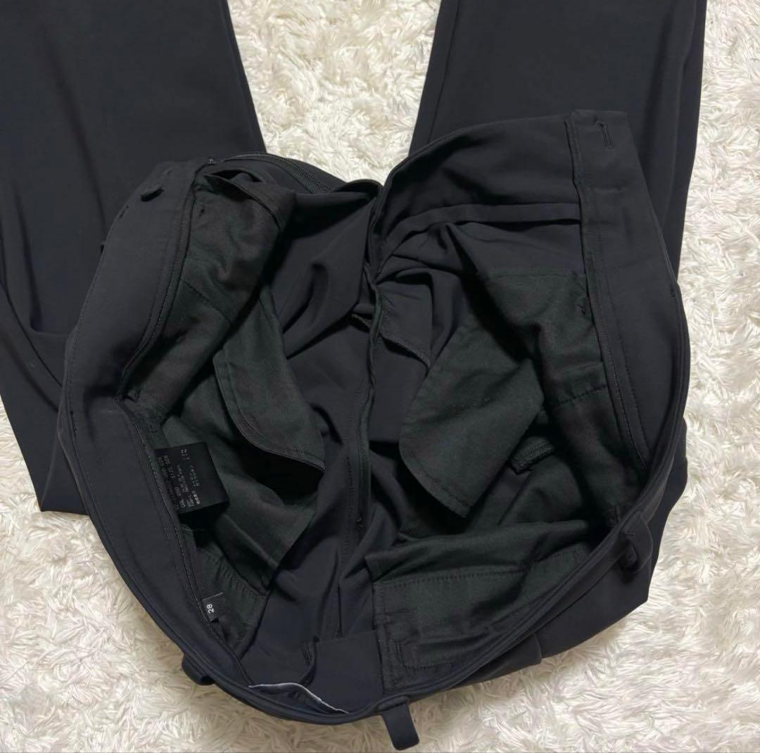 セオリー　2023年モデル　イージー　トラベルスーツ　カジュアル　伸縮性　黒　S