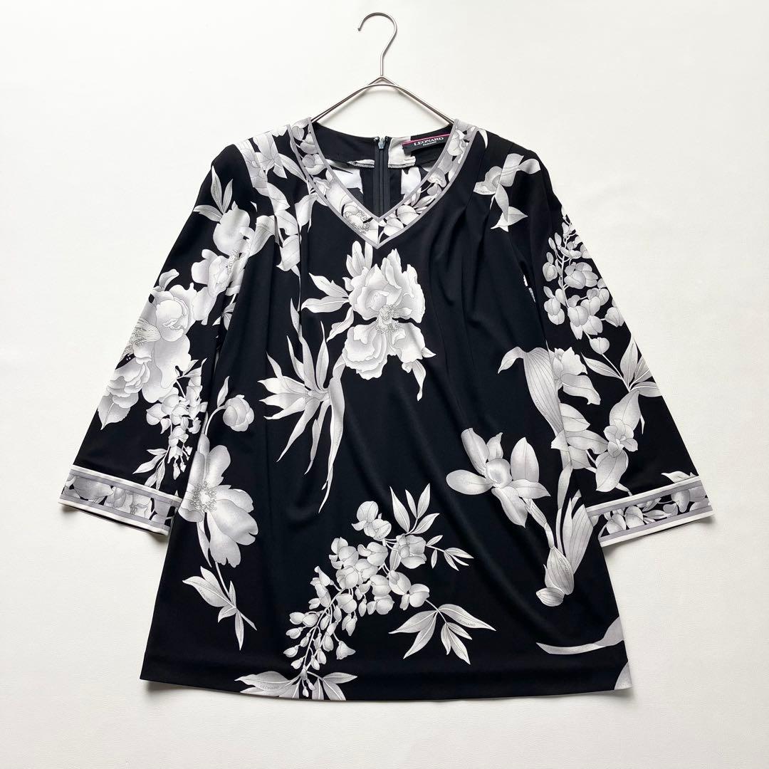 近年美品　レオナール　チュニック　カンカン　花柄　40