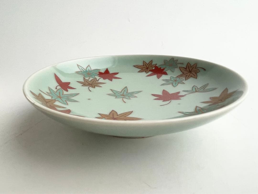 骨董　アンティーク　青磁色絵　紅葉文様　五寸皿　丸皿　竜田川　箱付き