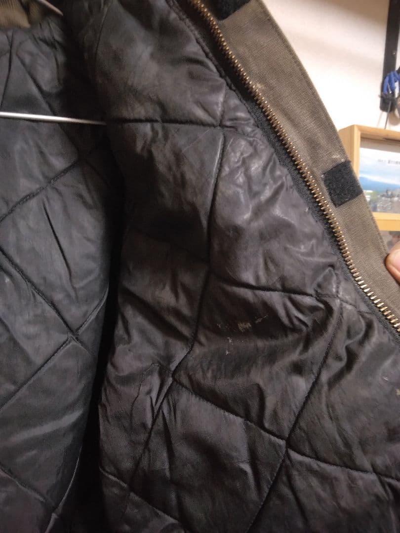 Carhartt トラディショナルコート 中綿入り ダックワークジャケット