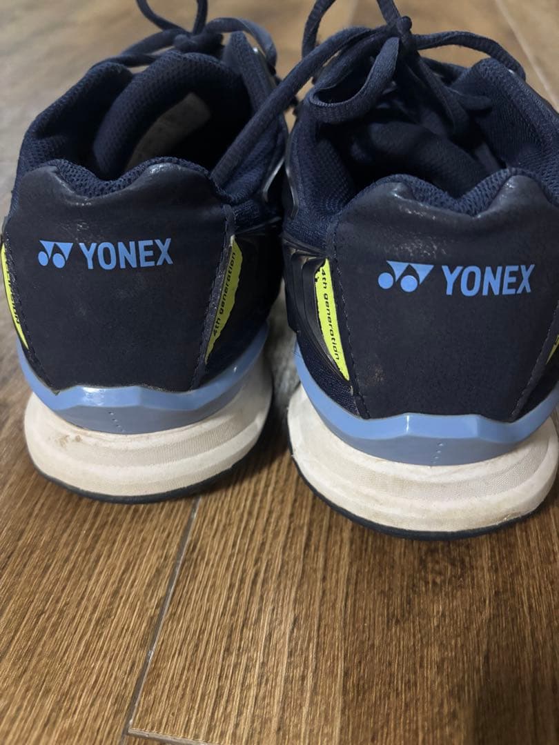 ヨネックス　テニスシューズPOWER CUSHION ECLIPSION 4