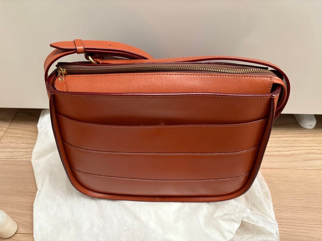 いたがき鞄　ショルダーバックS