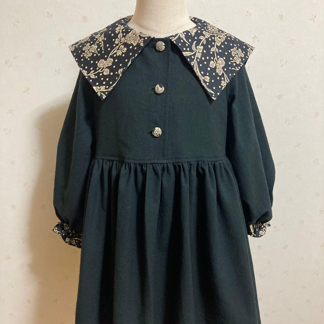 マロリーブラック　セーラーカラー襟キッズワンピース　ハンドメイド