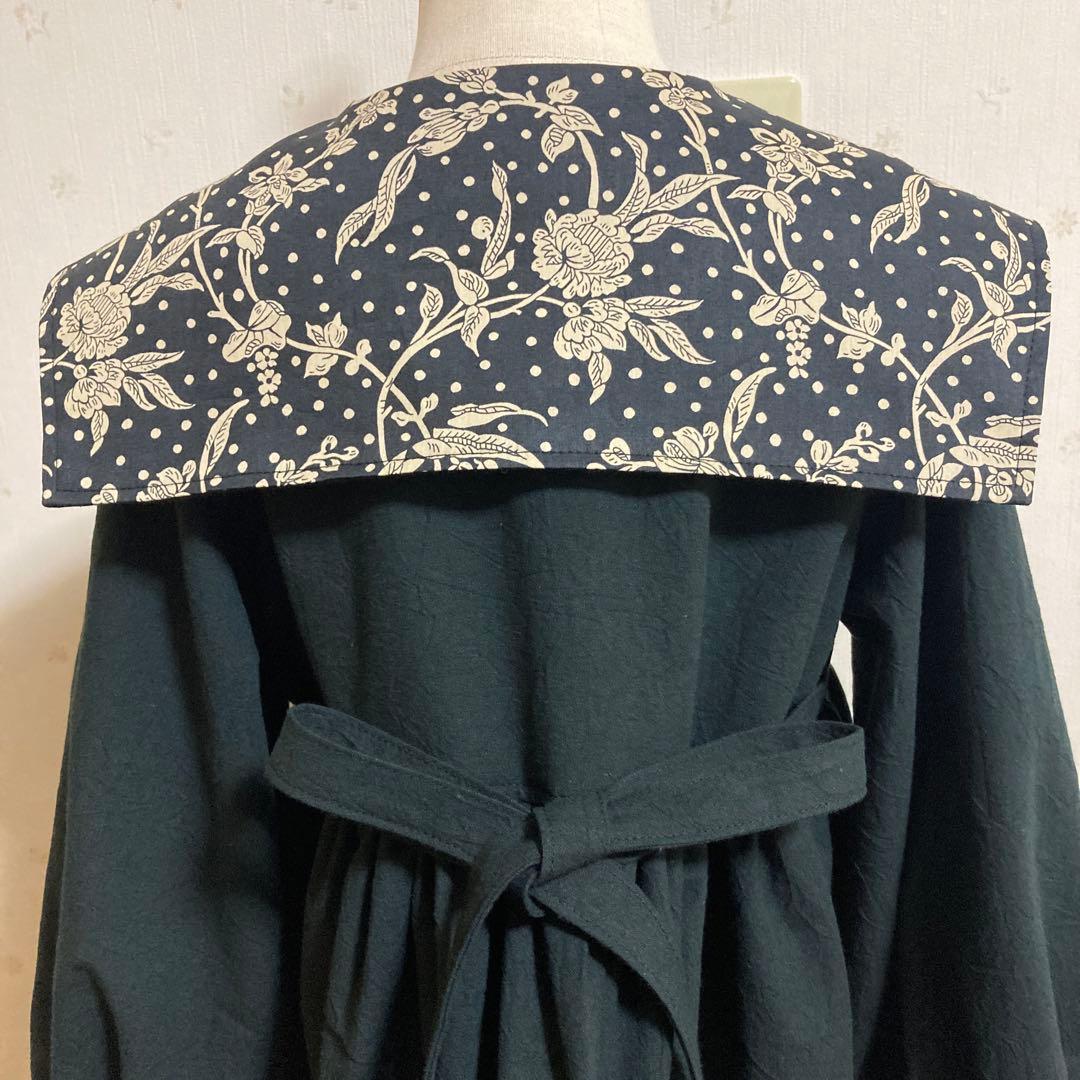 マロリーブラック　セーラーカラー襟キッズワンピース　ハンドメイド