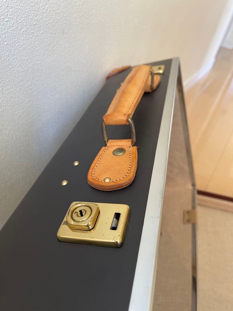 グローブトロッター　GLOBE-TROTTER サファリ　18インチ　キャビン