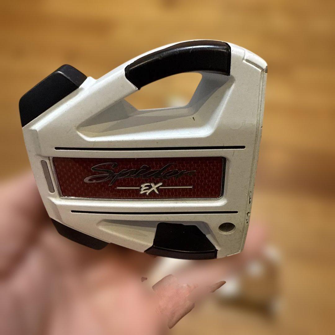 テーラーメイドのスパイダー EX ゴーストホワイトパター33インチ美品！