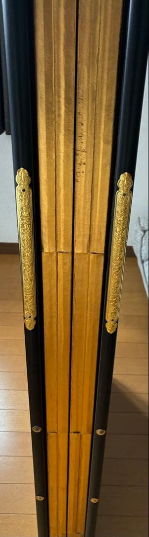 六曲屏風（書作品）／金箔仕上げ