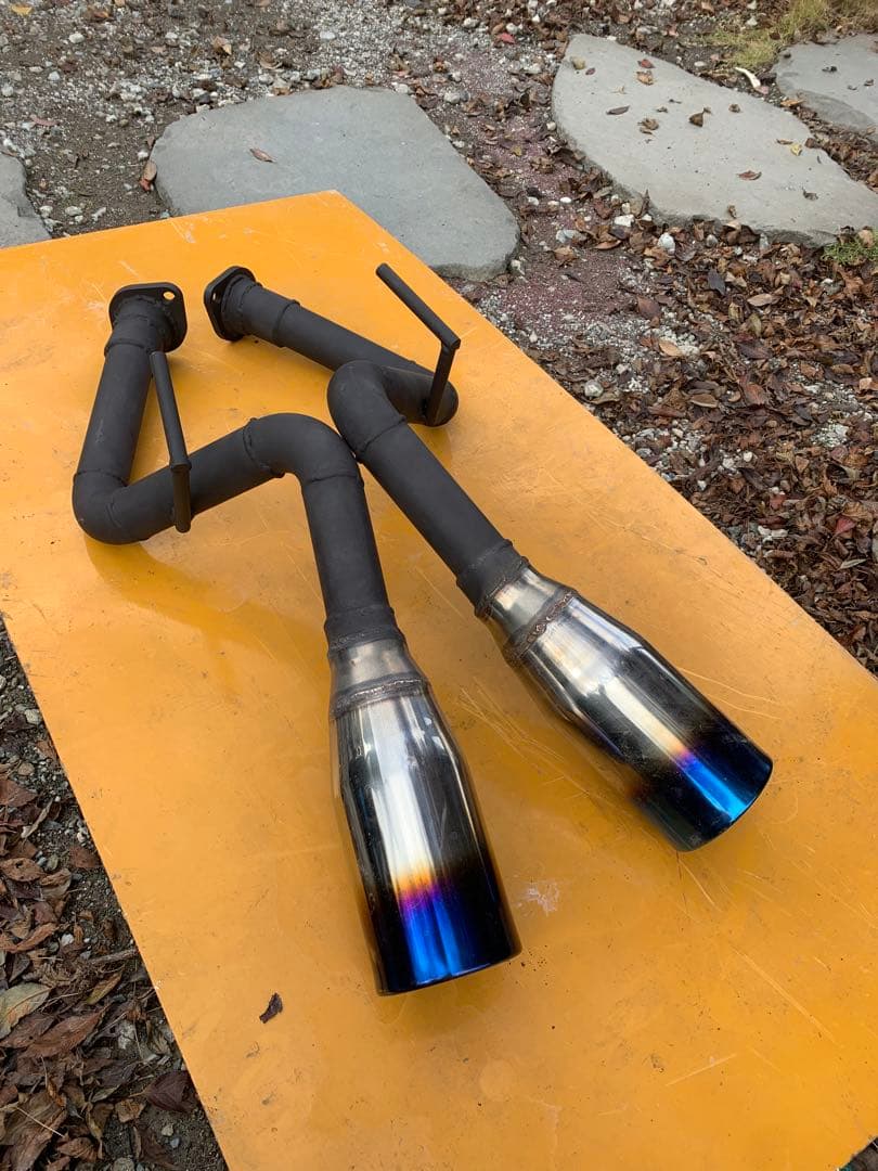 v37スカイライン ワンオフマフラー　リアピースストレート