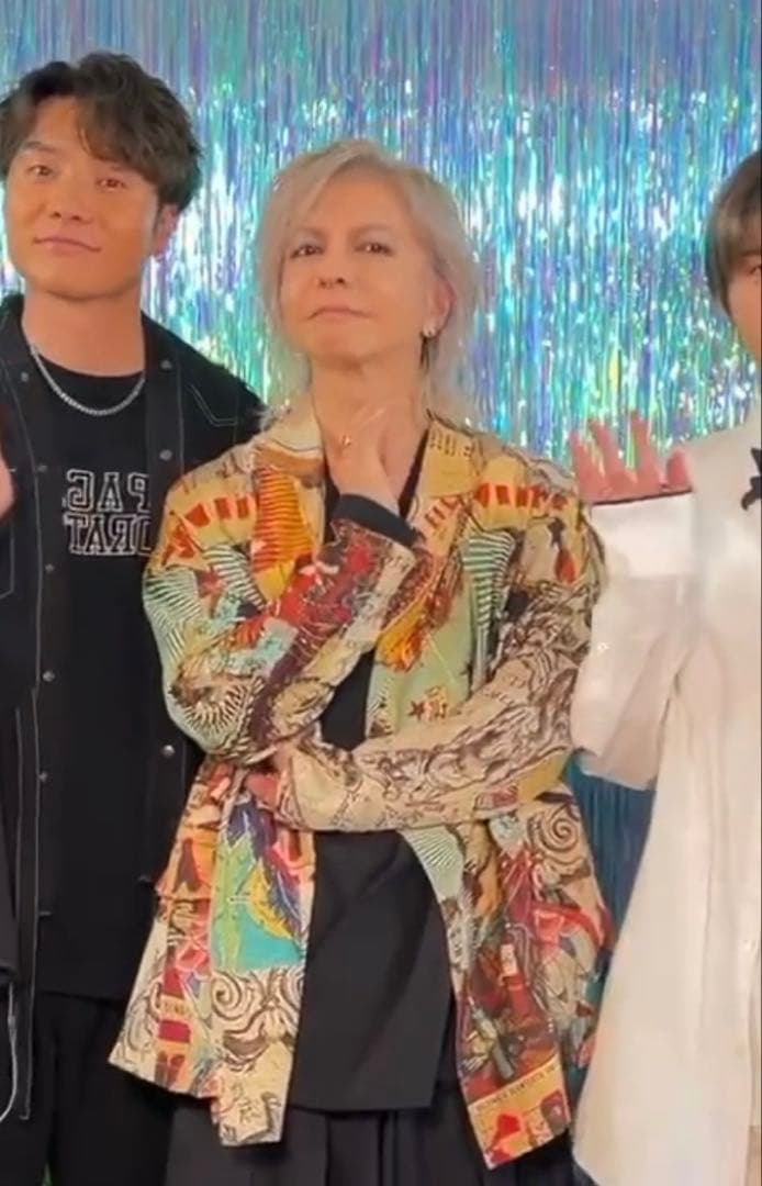 HYDE着　HYDEシェアースピリット アートプリントジャケット　S