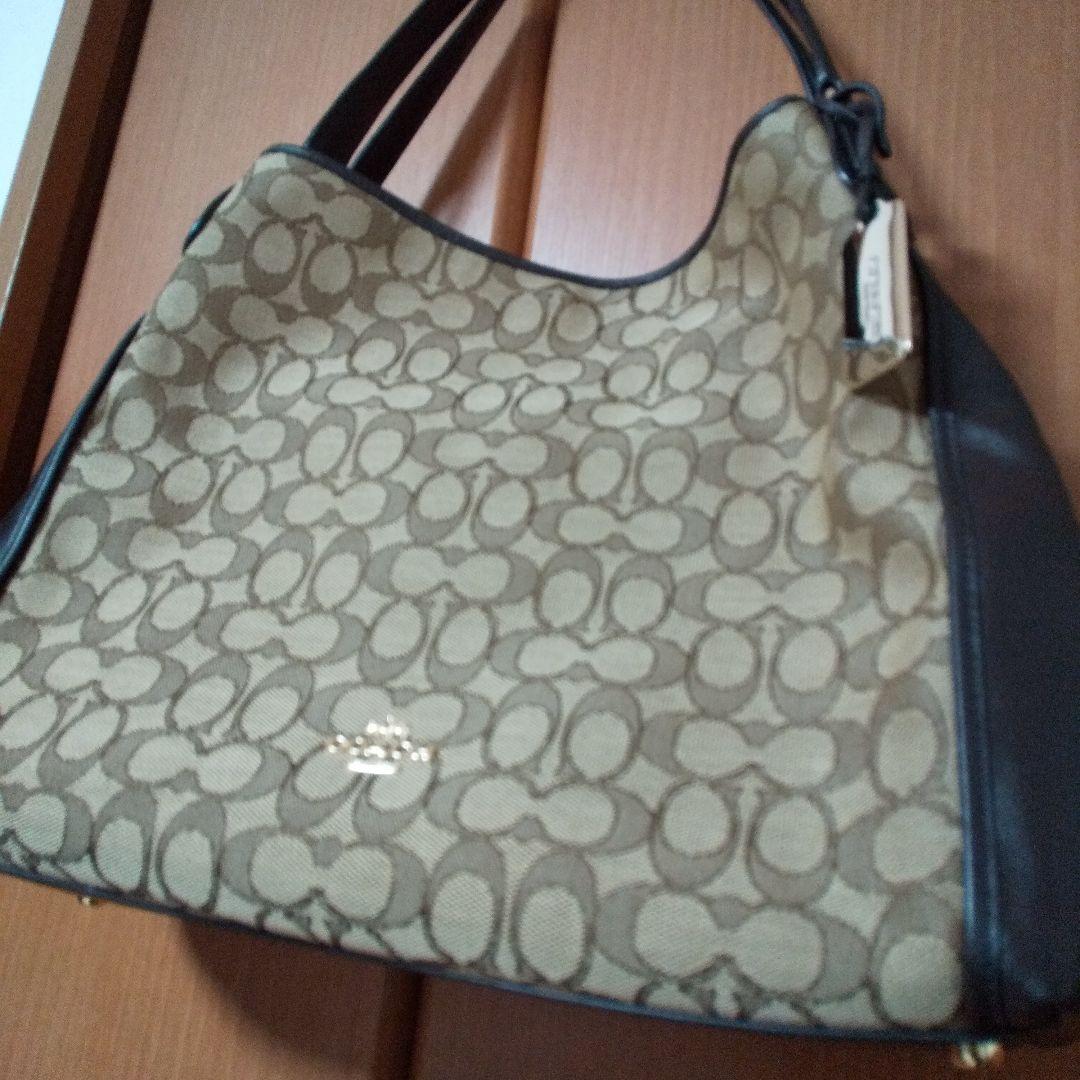 【COACH コーチ】ショルダーバッグ シグニチャー