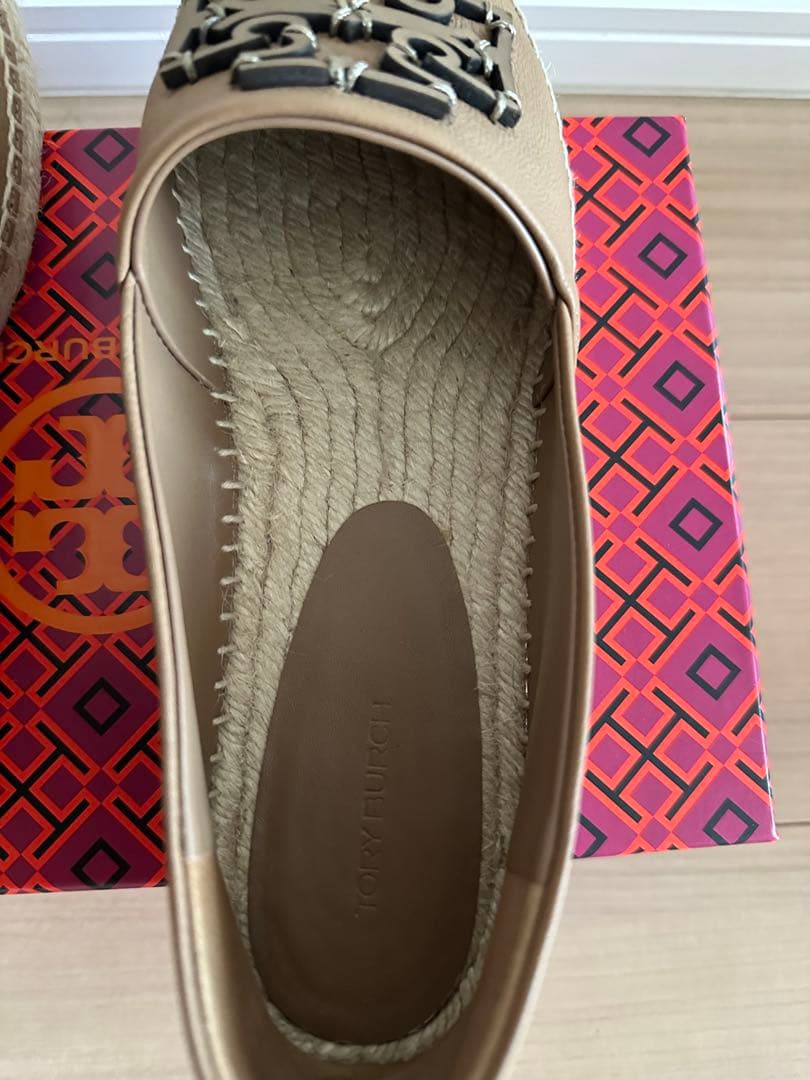 Tory Burch ベージュ エスパドリーユ