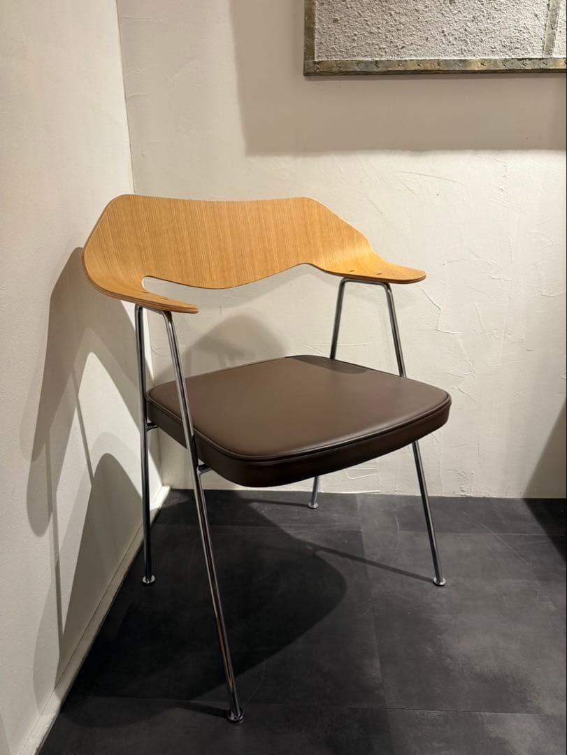 美品 ロビンデイ Case Furniture 675チェア 本革