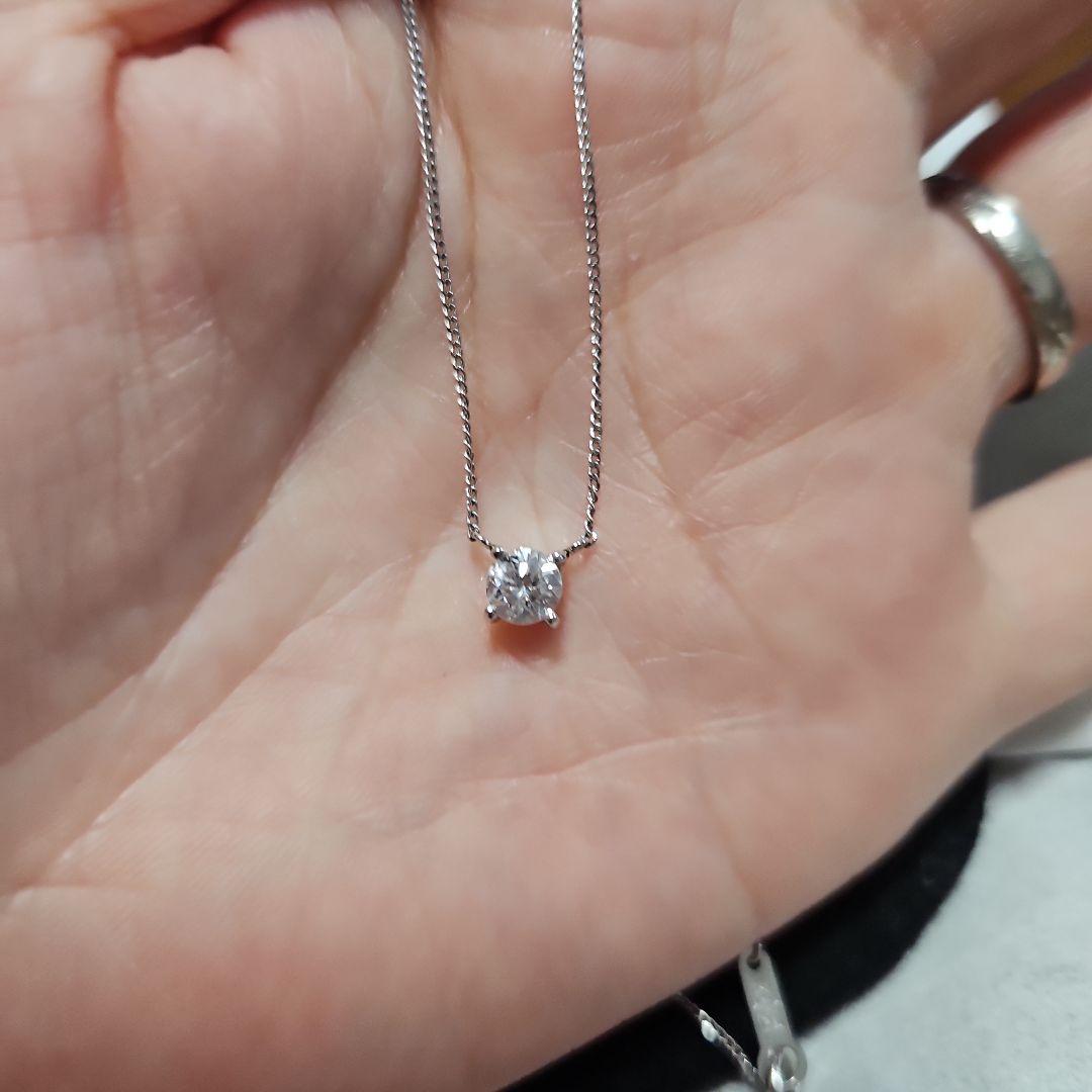 プラチナ　1粒ダイヤモンド　ネックレス