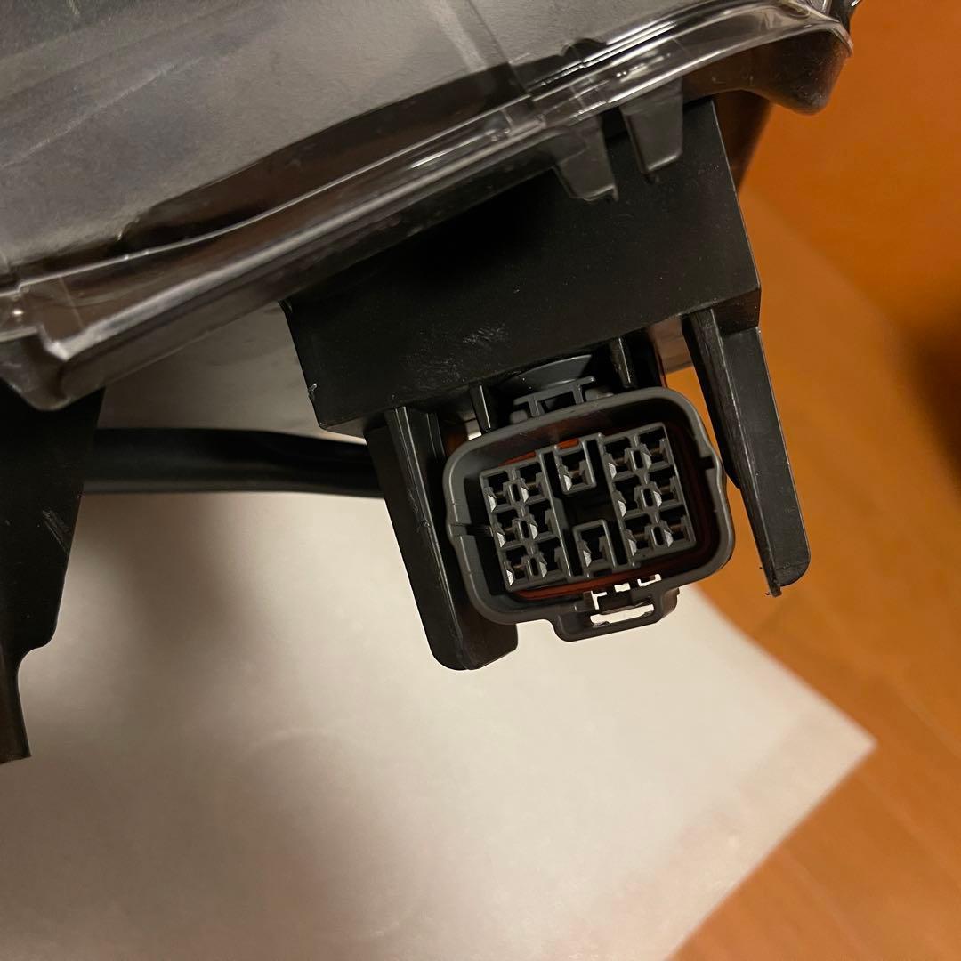 美品！マツダ CX-3DK系後期左ヘッドライト左側