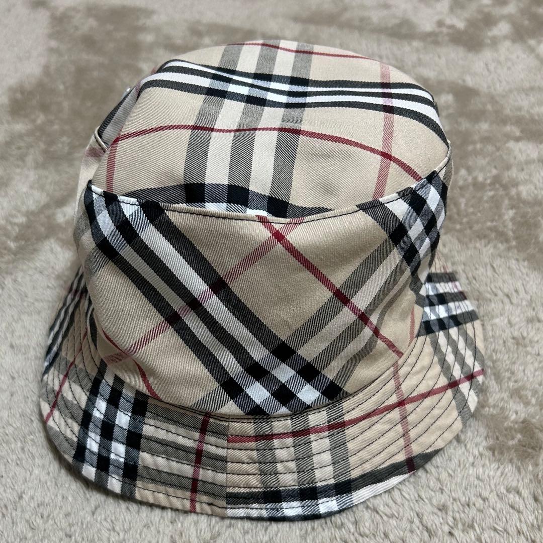 バーバリーリバーシブルノバチェックハット
