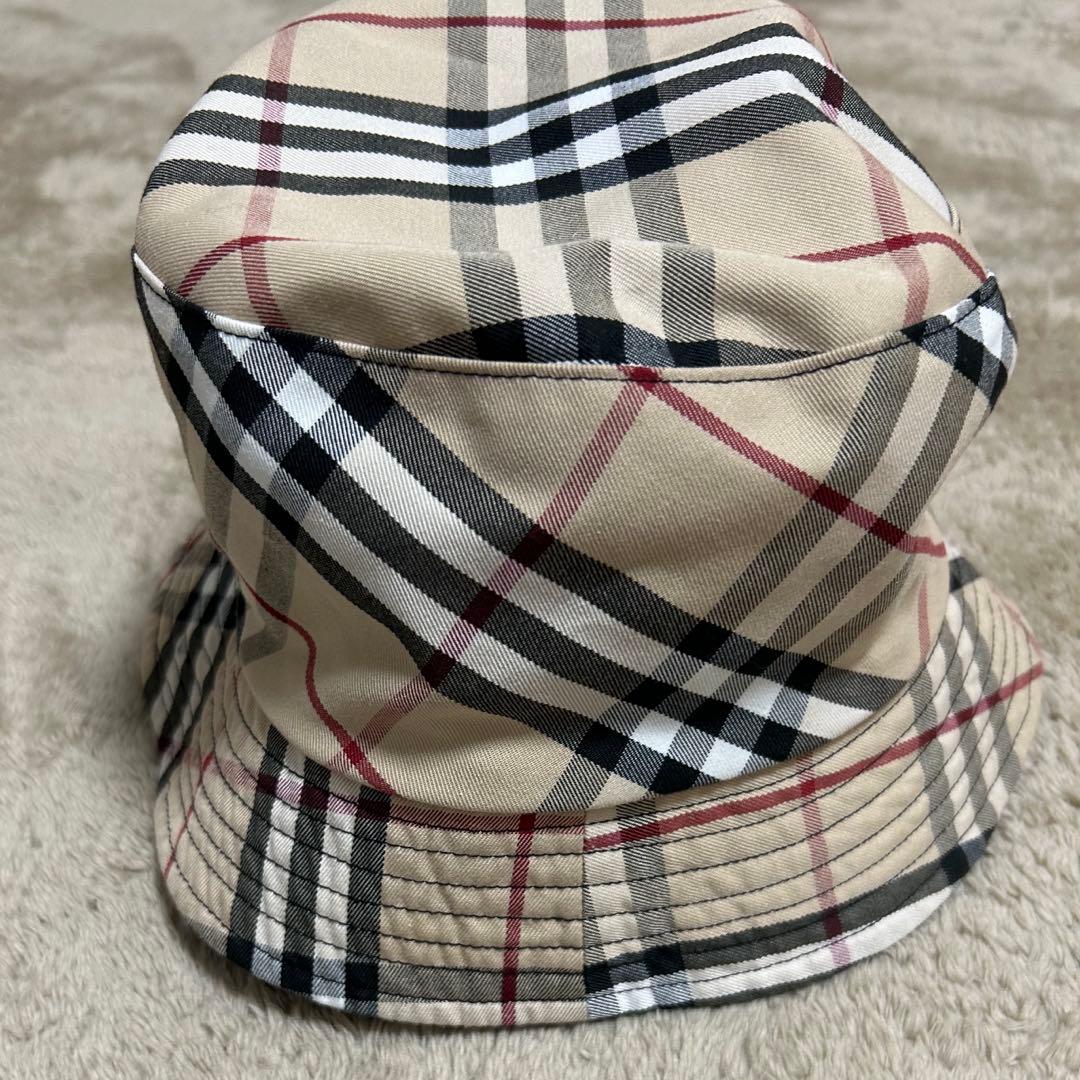 バーバリーリバーシブルノバチェックハット