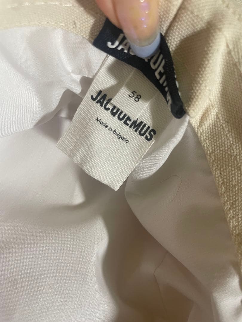 JACQUEMUS ホワイト バケットハット ジャックムス