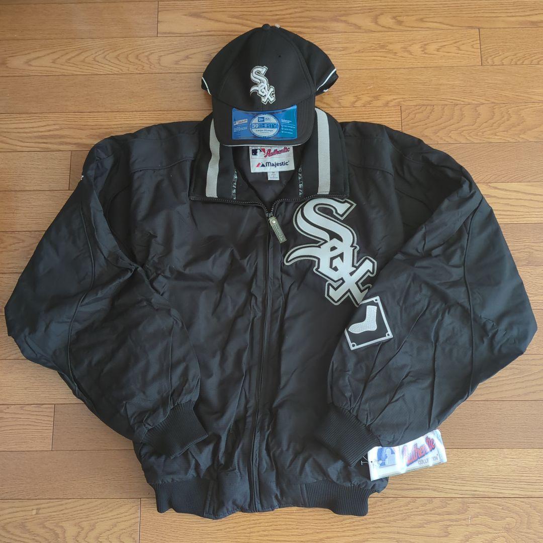 新品未着用　シカゴホワイトソックス　スタジャン、キャップ２点セット