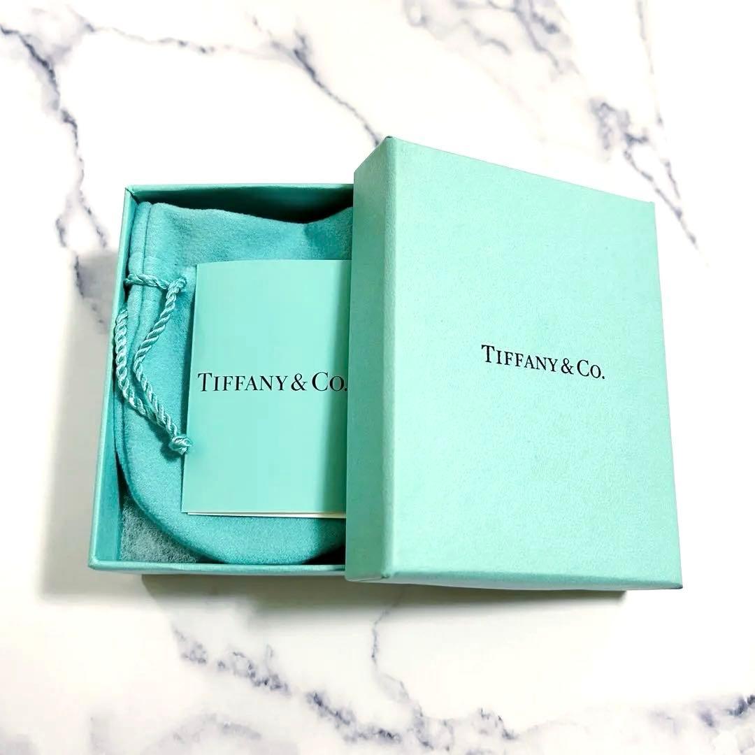 ティファニー インターロッキング スリーサークル ネックレス