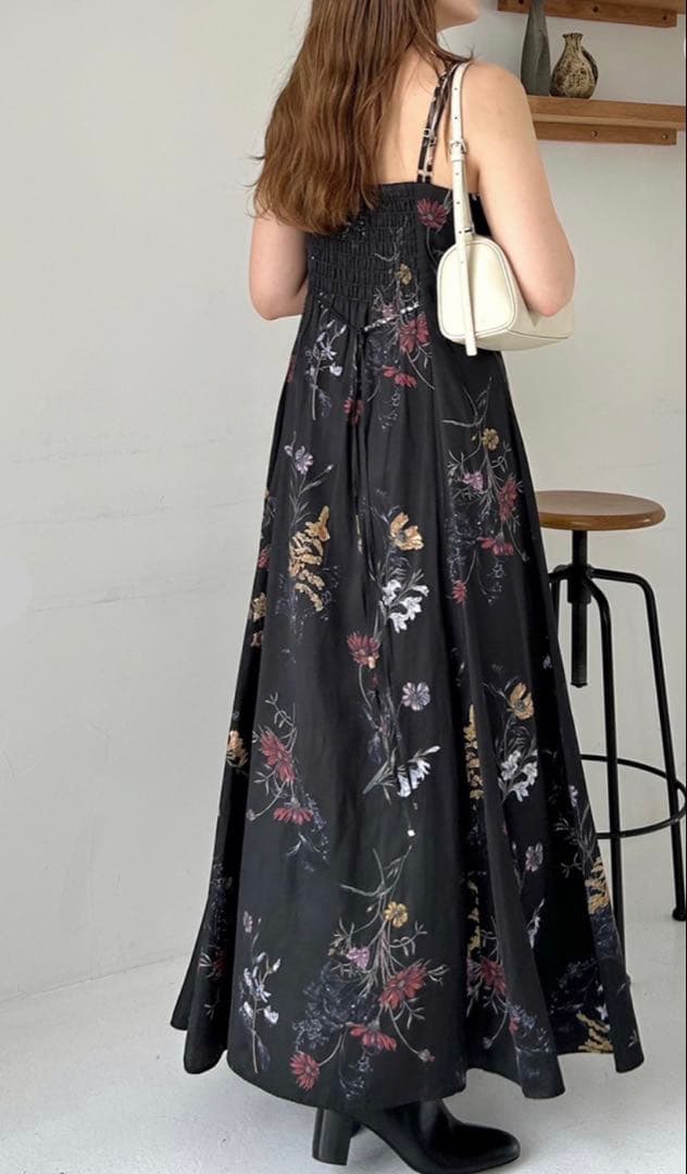 FRAY I.D ボタニカルプリントキャミソールワンピース　ブラック