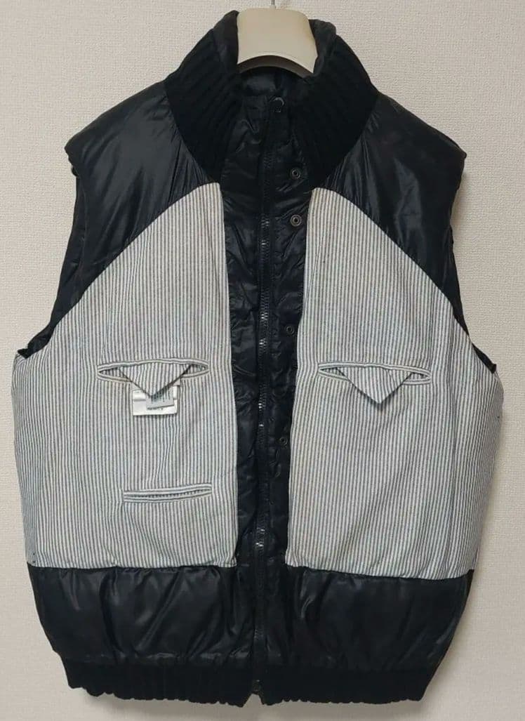 MONCLER　GAMMEBLEU 　ダウンベスト モンクレール　ガムブルー