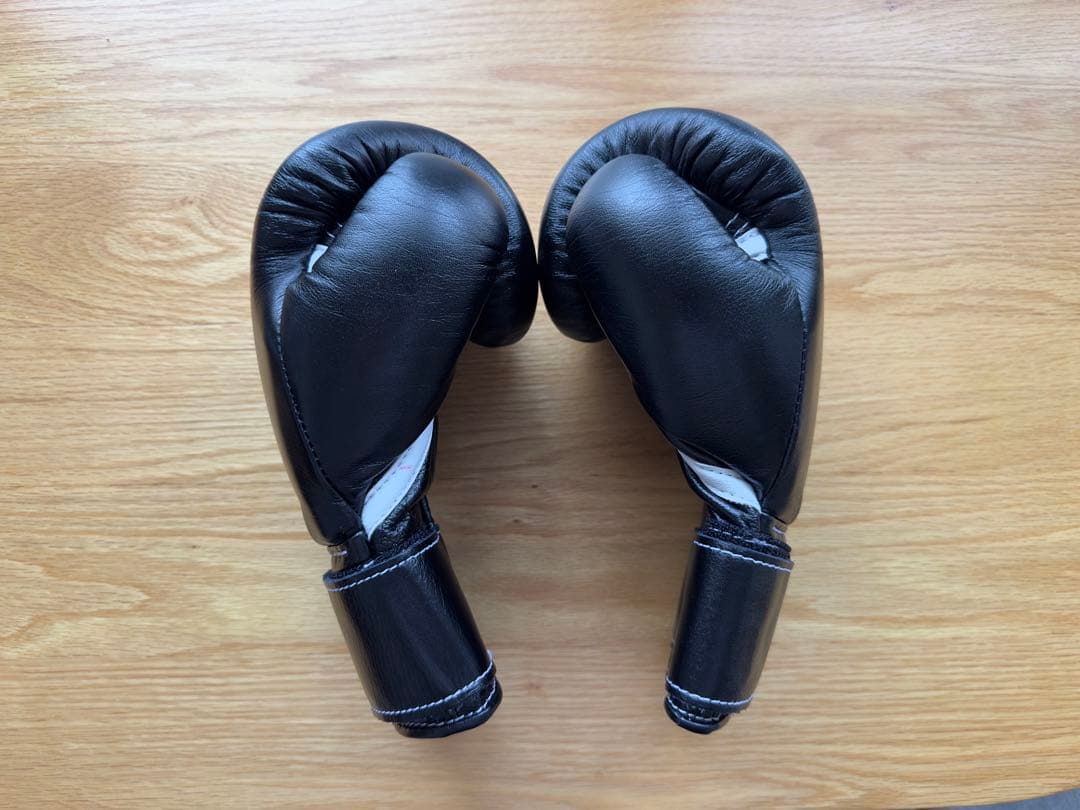 Winning ボクシンググローブ ブラック　8オンス