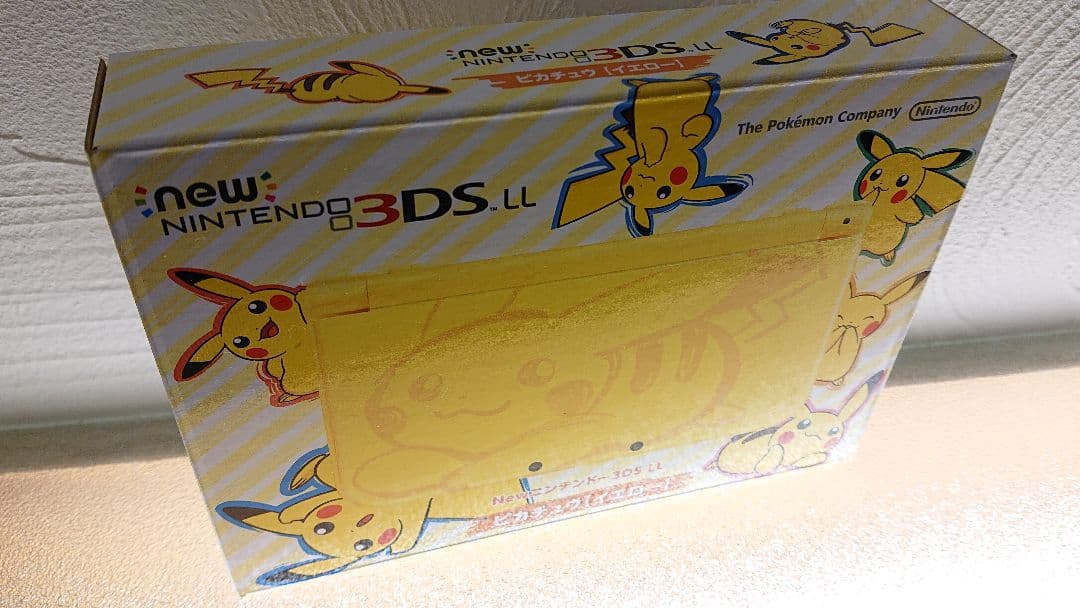 新品 Newニンテンドー3DS LL ピカチュウ