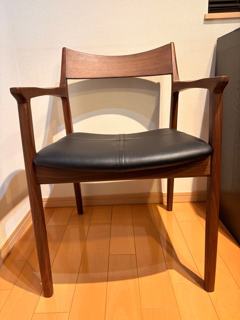 ⭐️2/6までの出品となります！ ダークブラウン アームチェア モダン