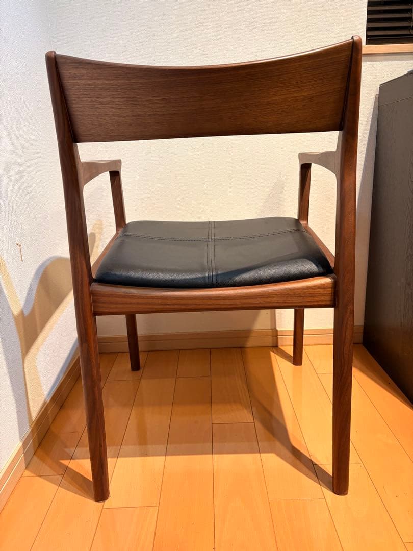 ⭐️2/6までの出品となります！ ダークブラウン アームチェア モダン