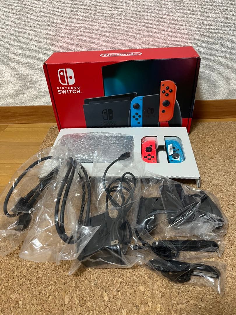 Nintendo Switch 本体 SDカード付 青/赤