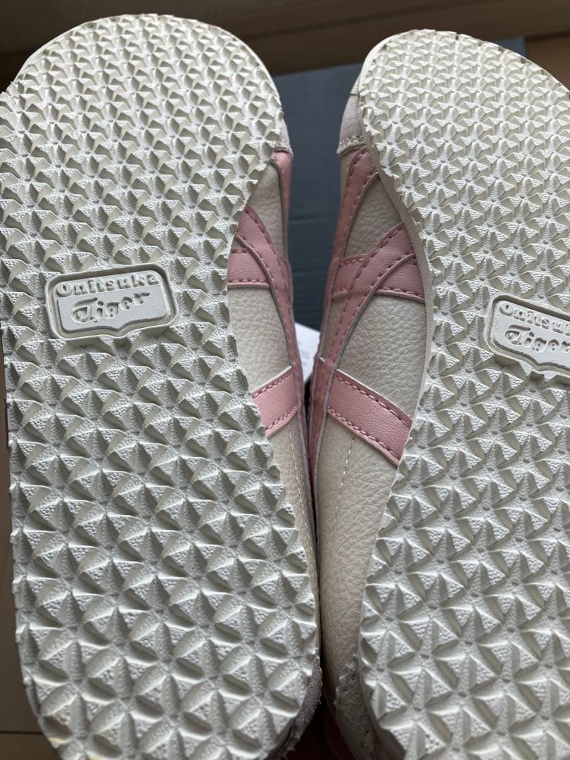 【未使用】オニツカタイガー　メキシコ66 スニーカー　ピンク×ホワイト　レザー