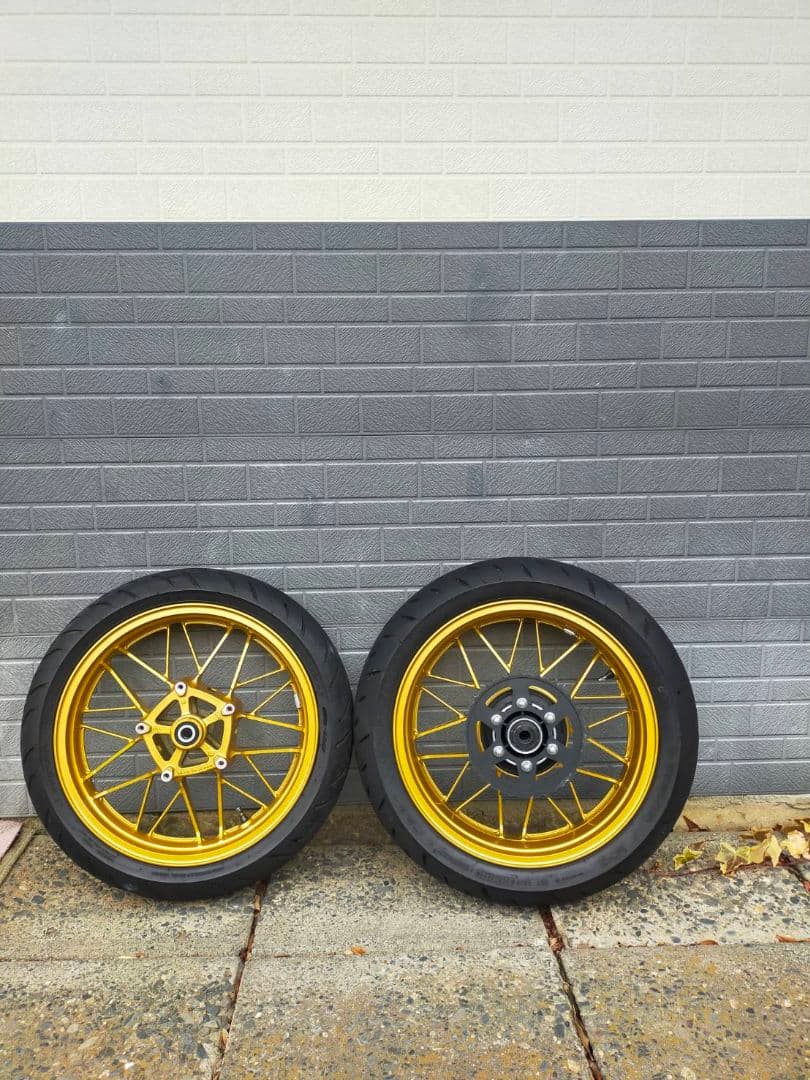 Z900RS SE 2022モデル　純正ゴールドホイール　タイヤ・前後セット