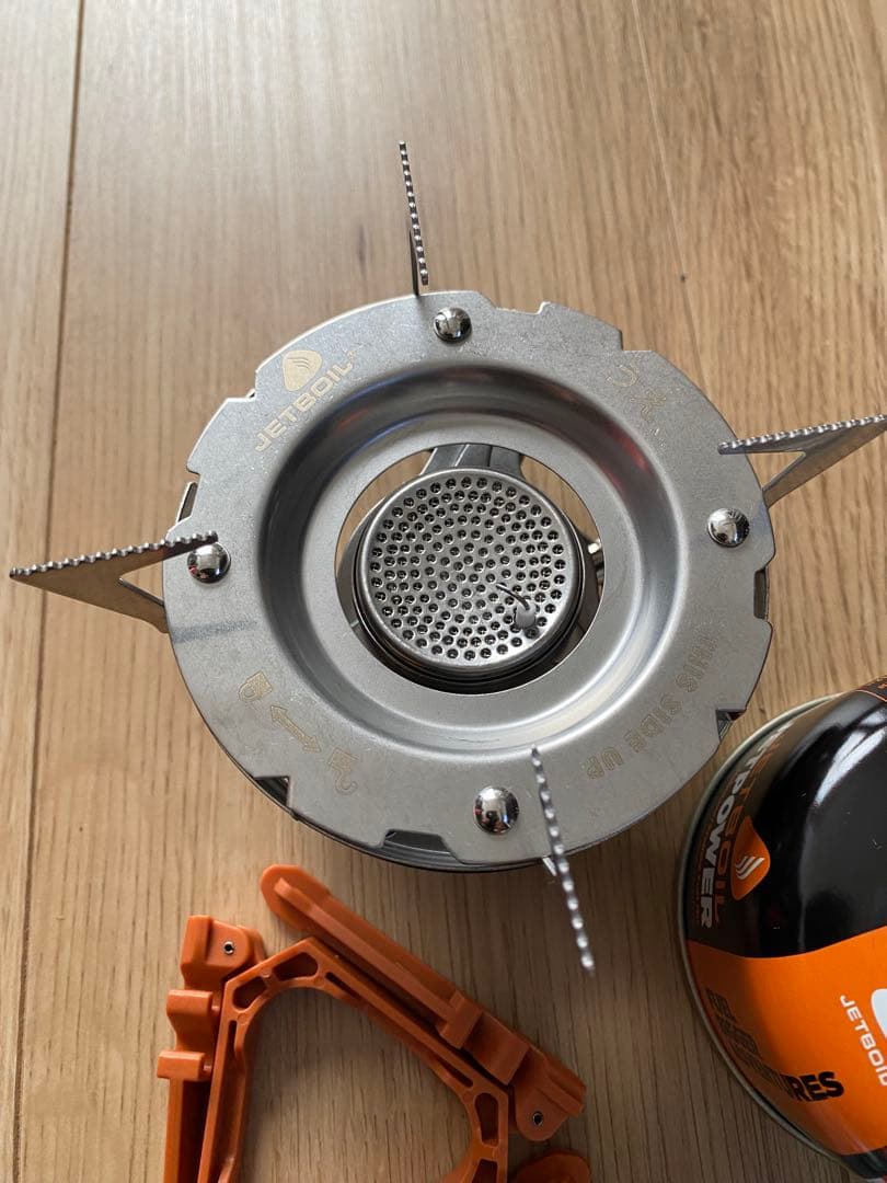 【ぱぴぷぺぽ】JETBOIL ジェットボイル　マイクロモ　ガス缶2個付き