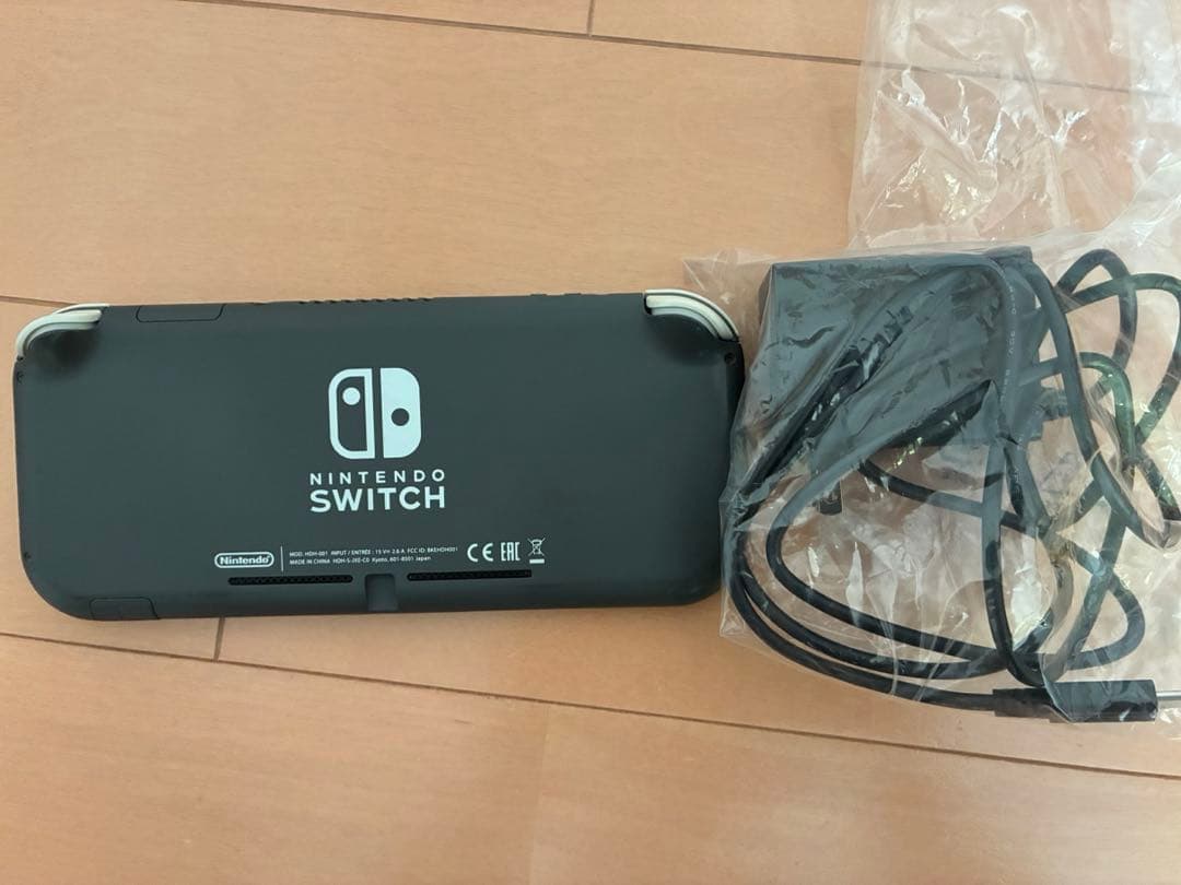 Nintendo Switch lite　ジャンク　初期化済 充電器セット