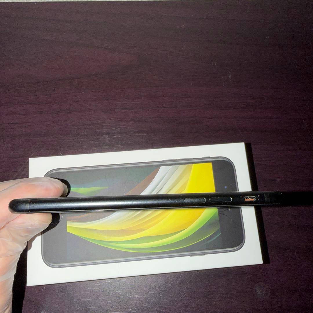 P*h様 iPhone SE (第2世代) 126GB ブラック