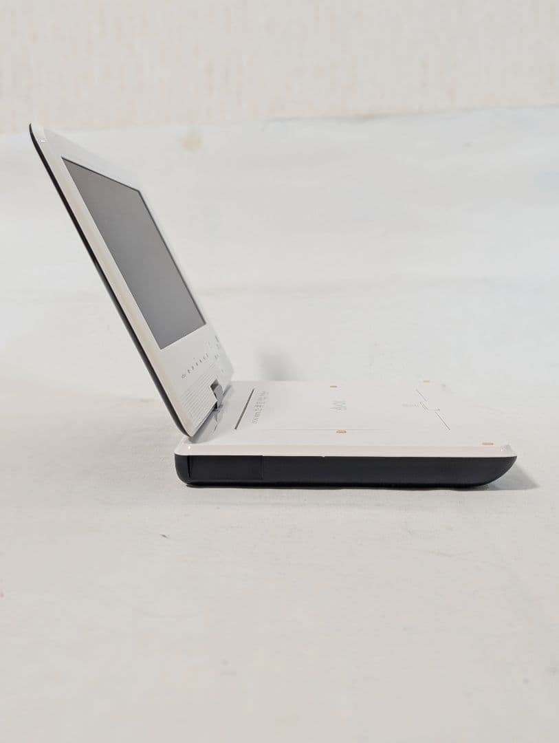 AVOX ポータブル ブルーレイ プレイヤー　APBD-1011HK