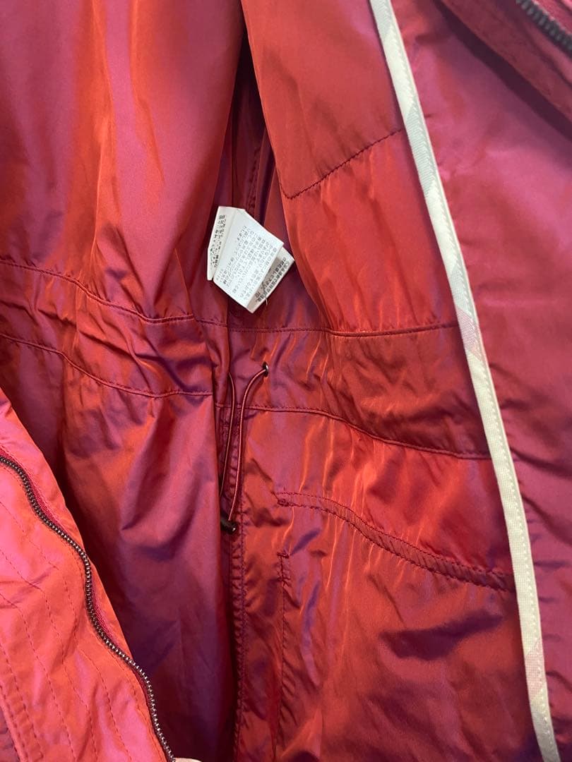 Burberry 光沢ナイロンコート　ミドル丈　40 レッド　1度着用