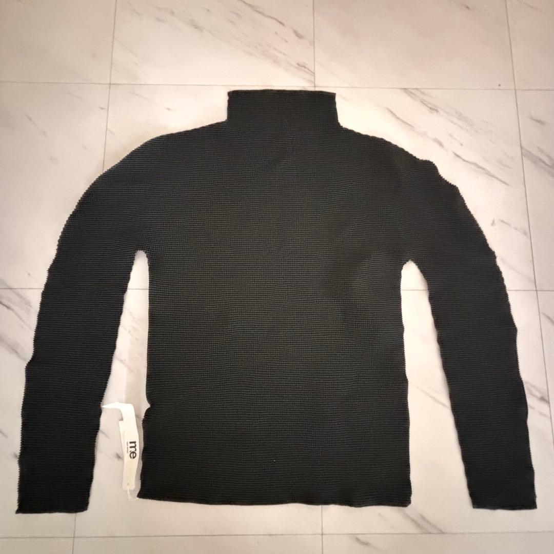 ＊タグ付き新品＊me by issey miyake 長袖カットソー 黒