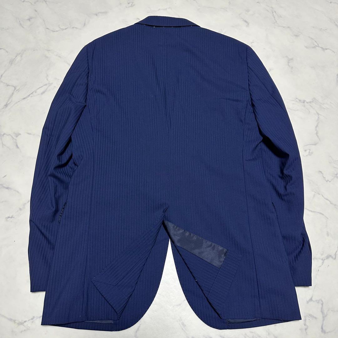美品　ヒルトンHILTON ネイビースーツ　シャドーストライプ 明るめ　A7
