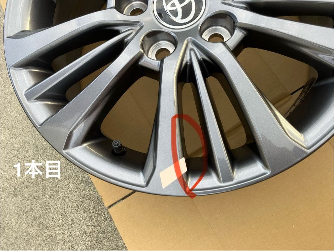 バナナ　①トヨタ　90ヴォクシー 純正 アルミホイール 2本