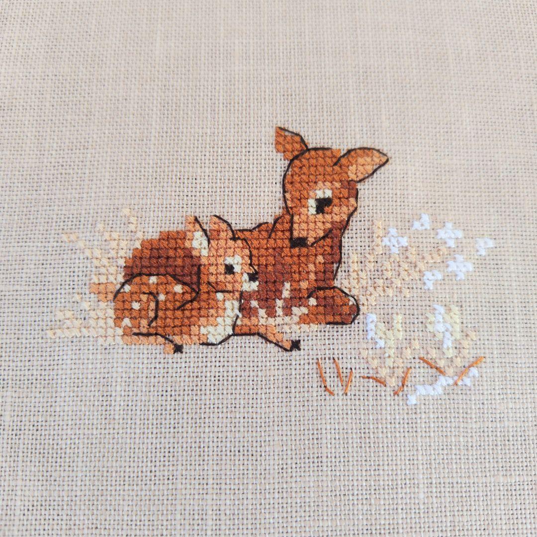 専用　クロスステッチ完成品　✤ヴェロニク・アンジャンジェ✤バンビ