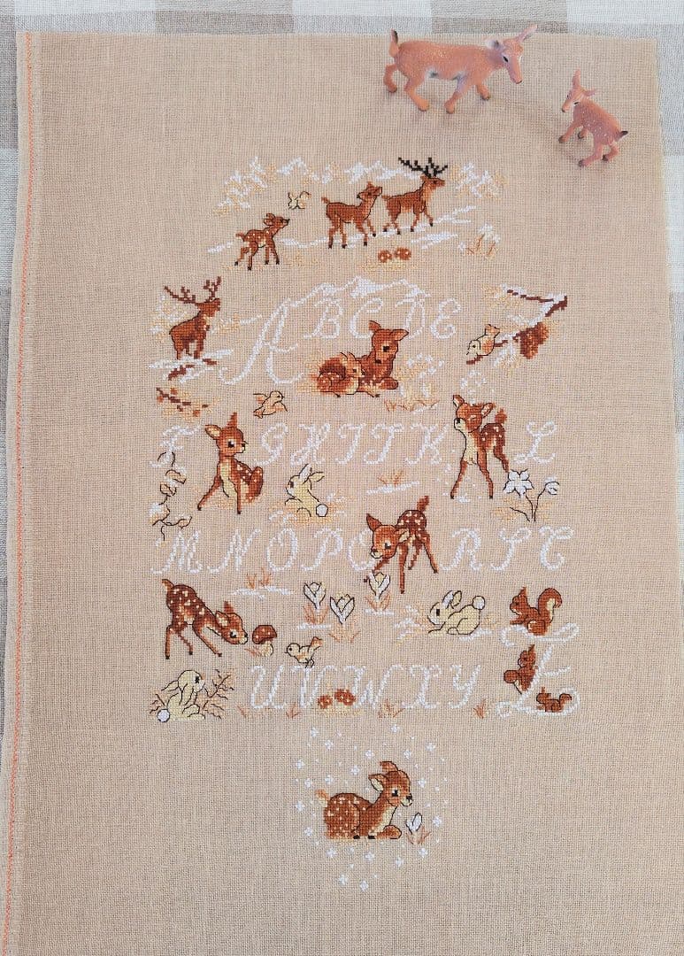 専用　クロスステッチ完成品　✤ヴェロニク・アンジャンジェ✤バンビ