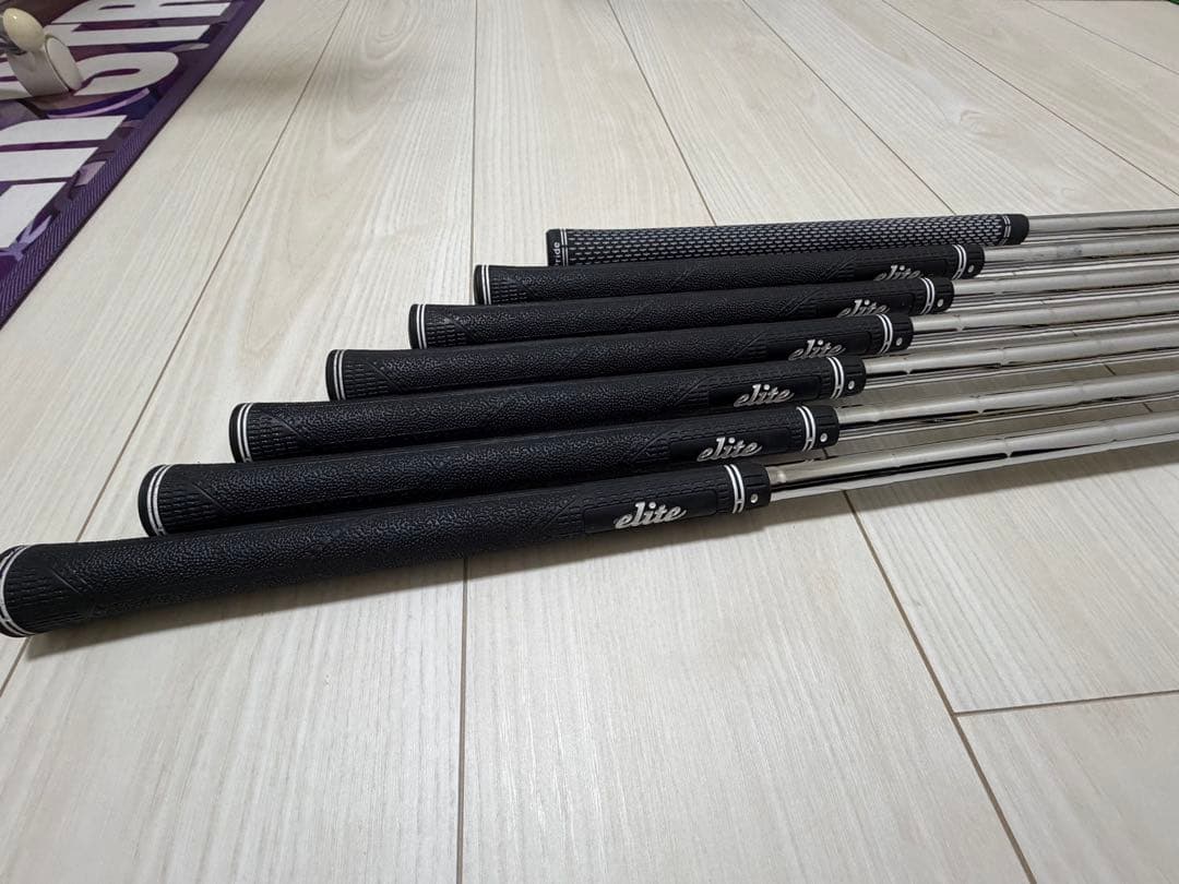 Titleist アイアンセット T100 Dynamic Gold