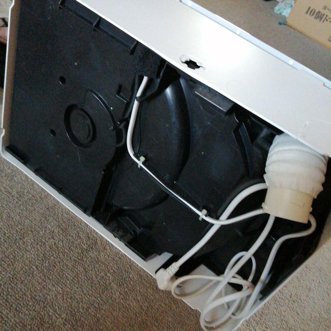 ダイキン　除湿乾燥機　カライエ　JKT10VS-W　2021年製