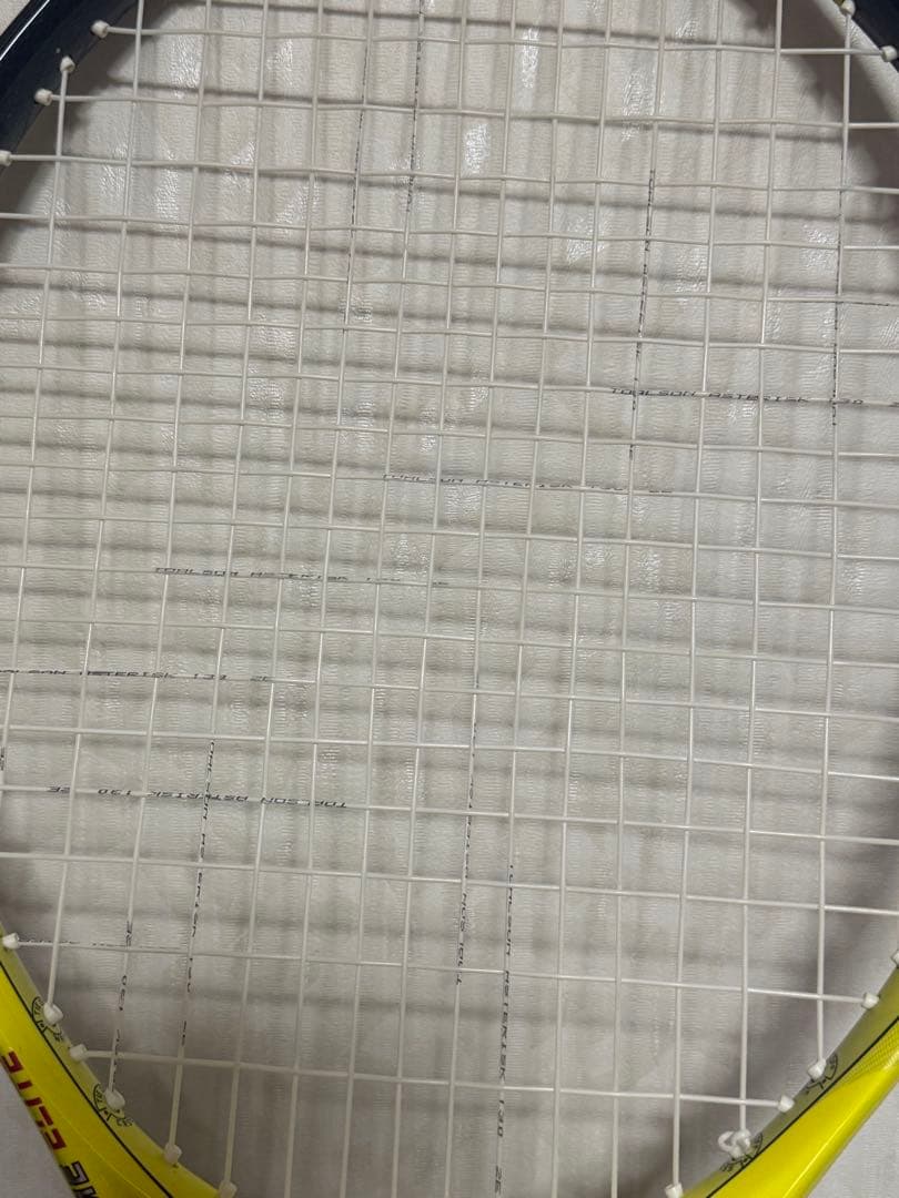 ヘッドHEAD テニスラケット　黄色