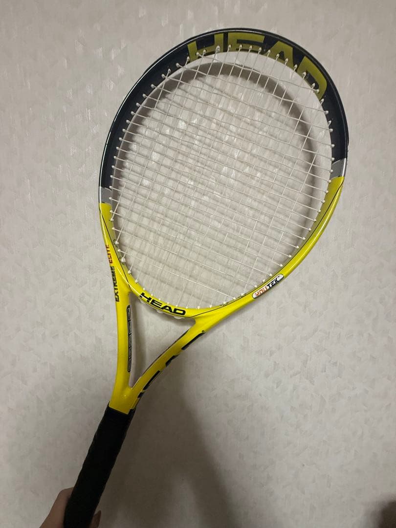 ヘッドHEAD テニスラケット　黄色